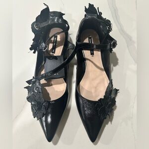 Zara leather black ballerina flats with flowers